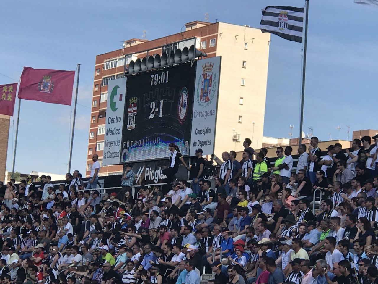 El marcador reflejaba a falta en el minuto 79 el resultado final del partido en el Cartagonova